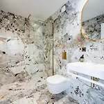 7#newsuite#4 People#saint Germain#notre-dame Apartman *