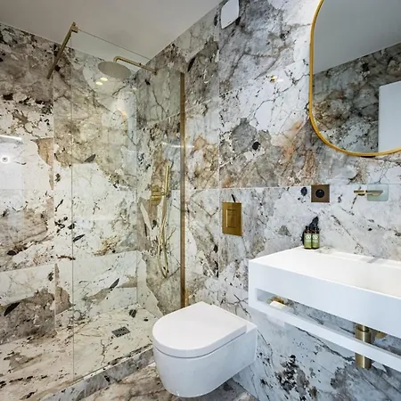 7#newsuite#4 People#saint Germain#notre-dame Apartament *